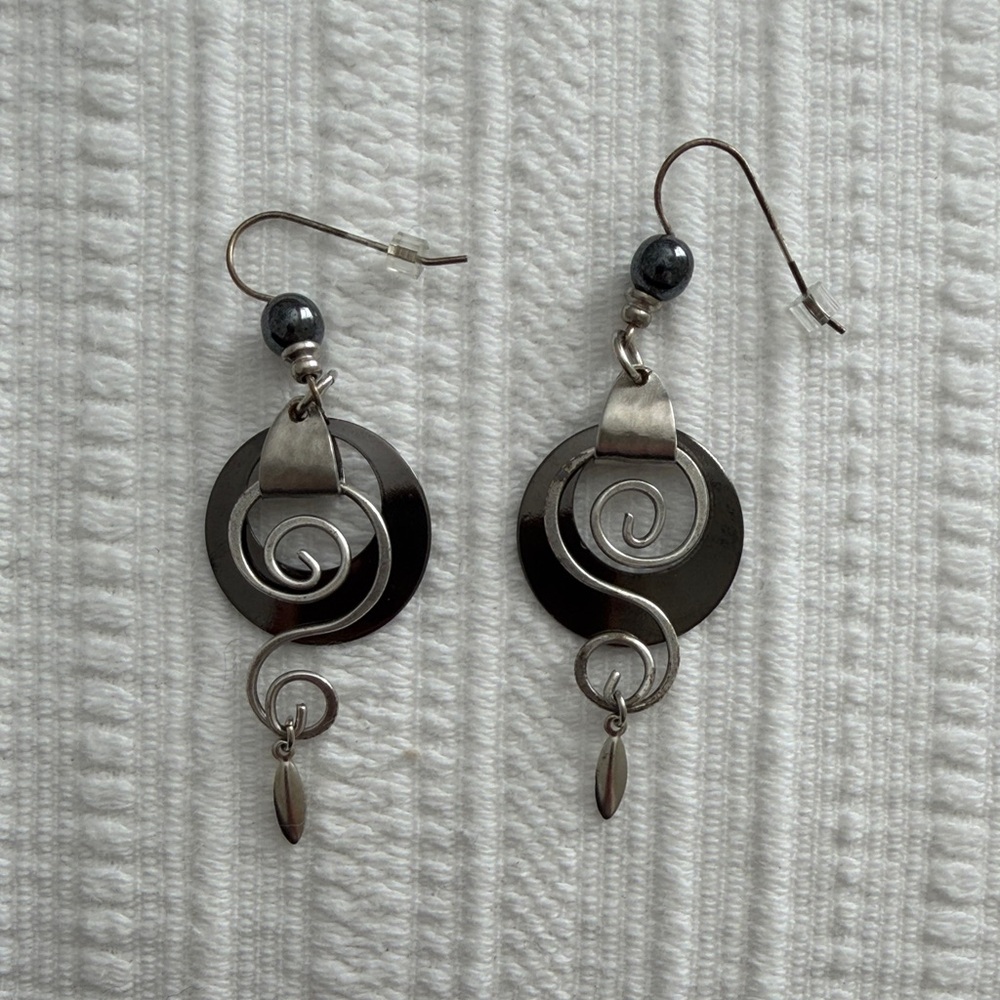 Elegant Silver Swirl Earrings